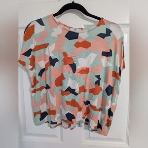 Ten Tomorrow Abstract Patterned Women's Top